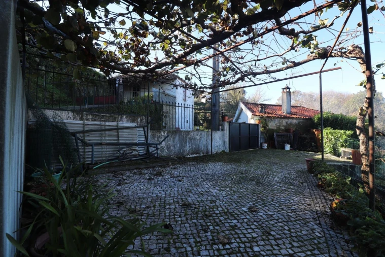 Moradia T3 para Venda em Chave Foto 20