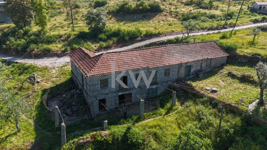 Moradia T5 para Venda em Gondar Foto 3