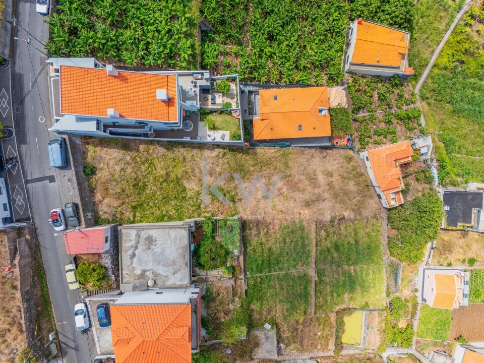 Terreno para Venda em Camara de Lobos Foto 16