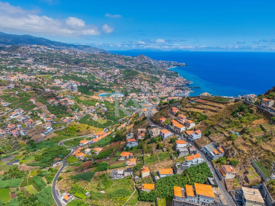 Terreno para Venda em Camara de Lobos Foto 4
