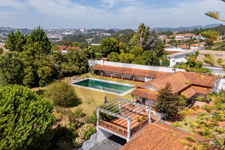 Moradia T6 para Venda em O. Azeméis, Riba-Ul, Ul, Macinhata Seixa, Madail Foto 29