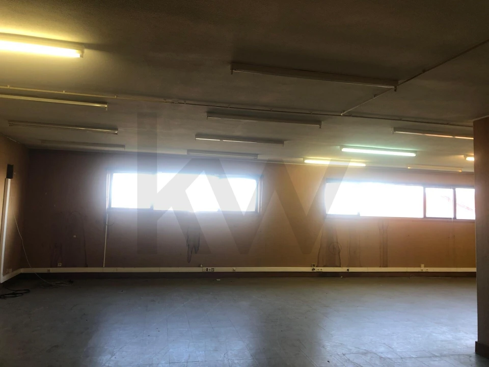 Prédio para Venda em Vila Nova de Foz Côa Foto 7