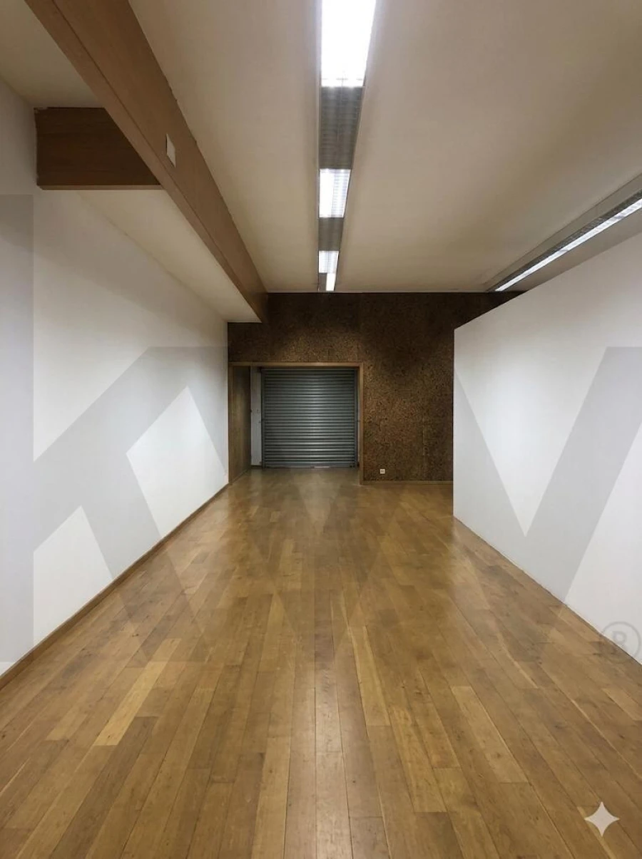 Prédio para Venda em Vila Nova de Foz Côa Foto 5