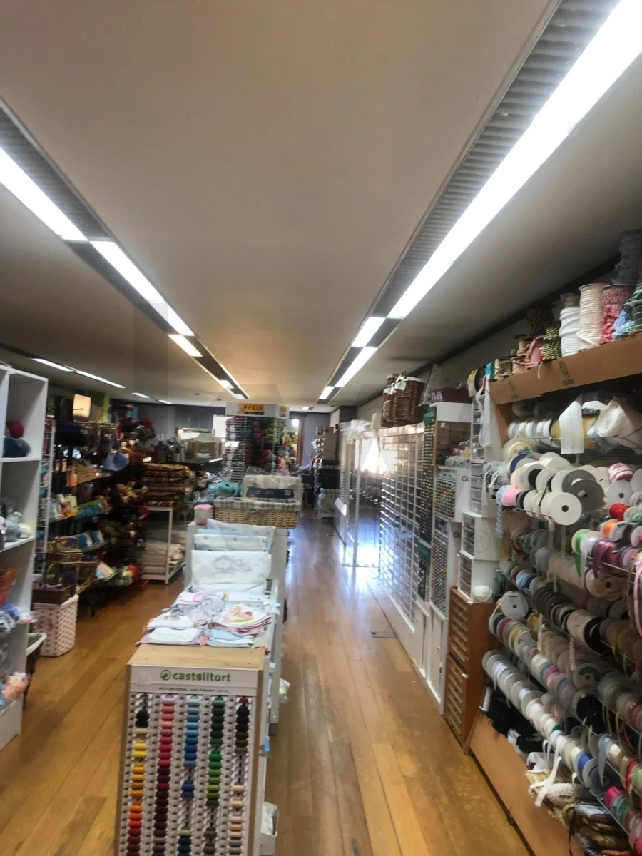 Prédio para Venda em Vila Nova de Foz Côa Foto 5