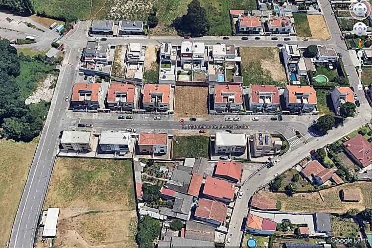 Terreno para Venda em Castêlo da Maia Foto 4