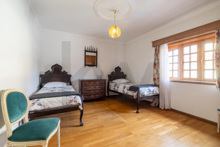 Moradia T4 para Venda em Vilarinho Foto 11