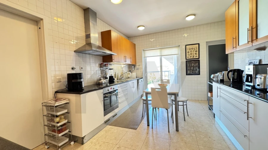 Apartamento T5 para Venda em Requeixo, Nossa Senhora de Fátima e Nariz Foto 16