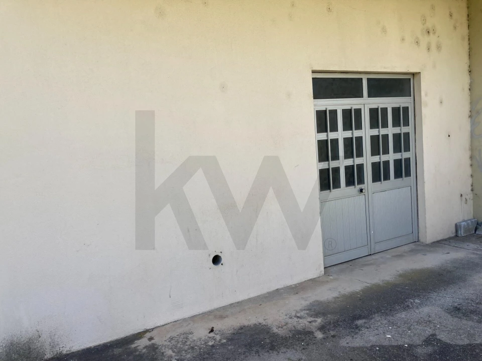 Armazém para Venda em Abraveses Foto 3