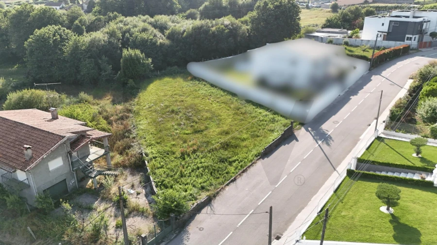 Terreno para Venda em São Miguel do Souto e Mosteirô Foto 1