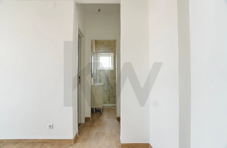 Apartamento T1 para Venda em Alfragide Foto 13