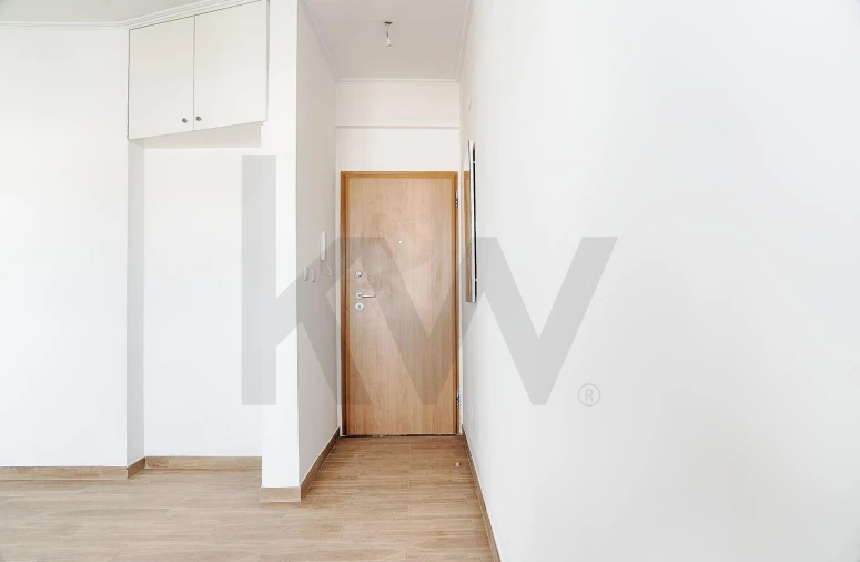 Apartamento T1 para Venda em Alfragide Foto 6