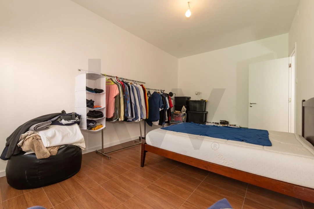 Moradia T4 para Venda em Ponta Delgada (São José) Foto 15