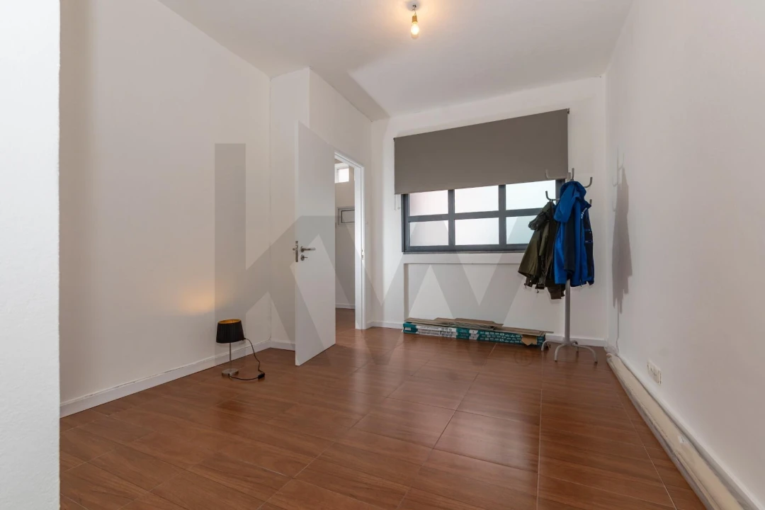 Moradia T4 para Venda em Ponta Delgada (São José) Foto 24