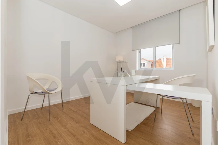 Apartamento T4 para Venda em Ponta Delgada (São José) Foto 16