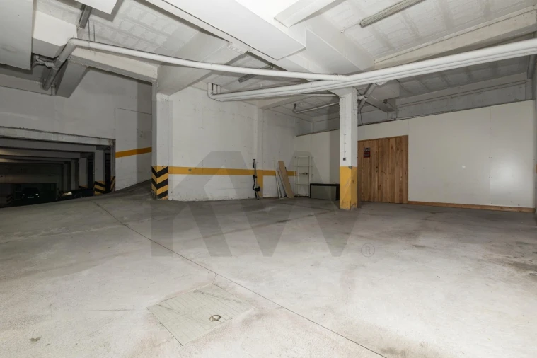 Apartamento T4 para Venda em Ponta Delgada (São José) Foto 34