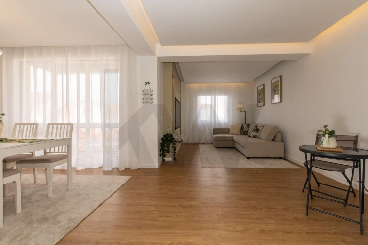 Apartamento T4 para Venda em Ponta Delgada (São José) Foto 6