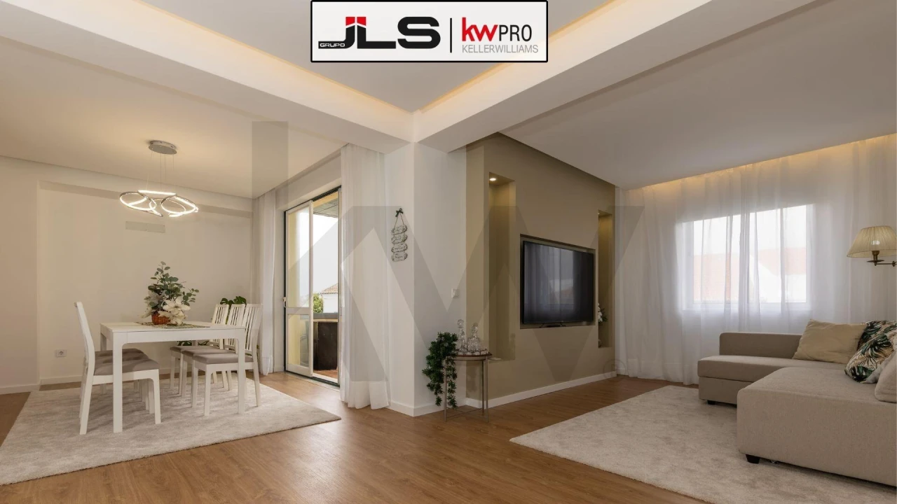 Apartamento T4 para Venda em Ponta Delgada (São José) Foto 1