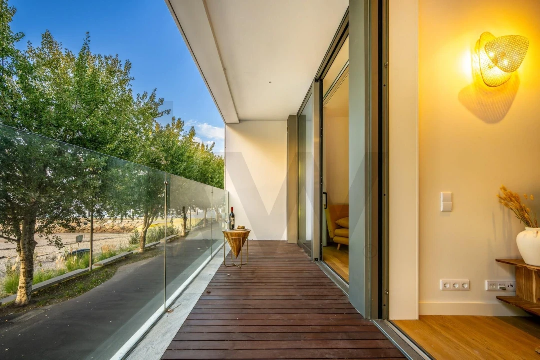 Apartamento T1 para Arrendamento em Canidelo Foto 17