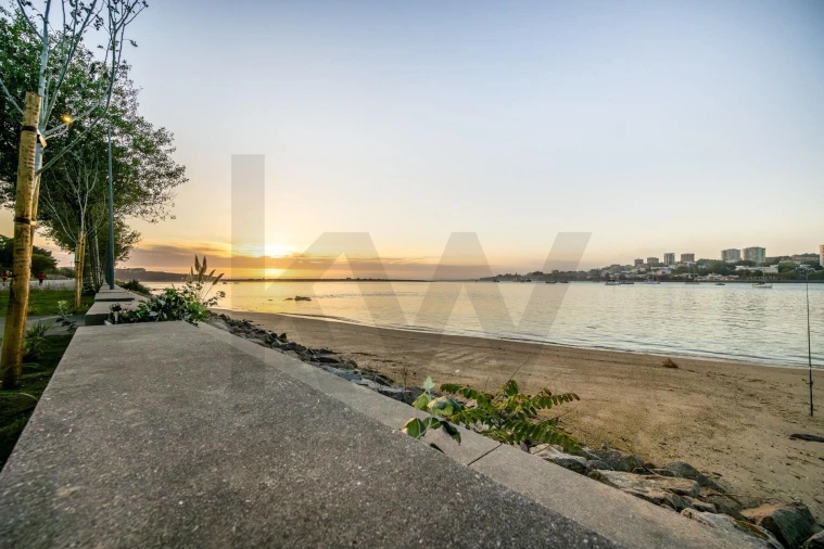 Apartamento T1 para Arrendamento em Canidelo Foto 27