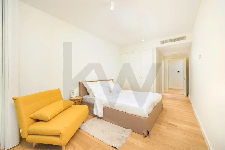 Apartamento T1 para Arrendamento em Canidelo Foto 13