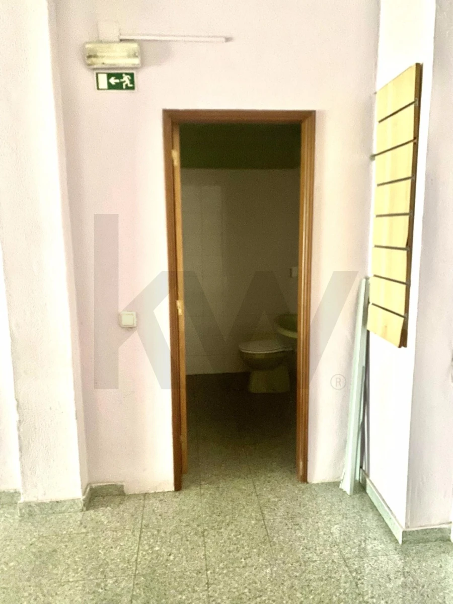 Loja para Arrendamento em Barreiro e Lavradio Foto 6