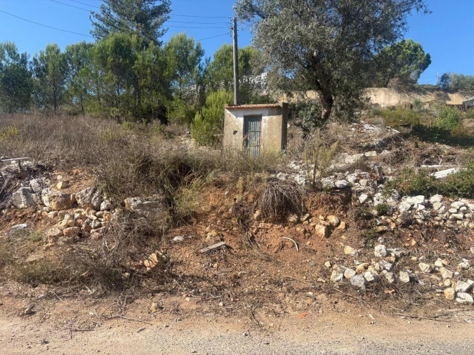 Terreno para Venda em Algueirão-Mem Martins Foto 2