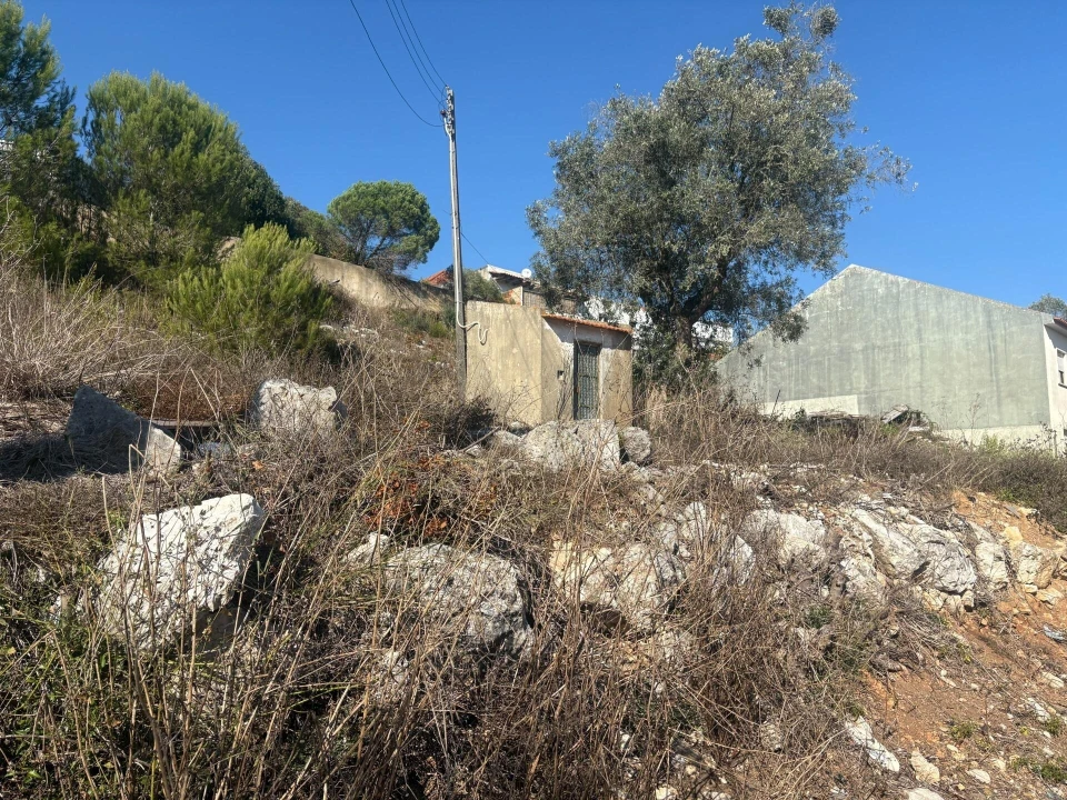 Terreno para Venda em Algueirão-Mem Martins Foto 4