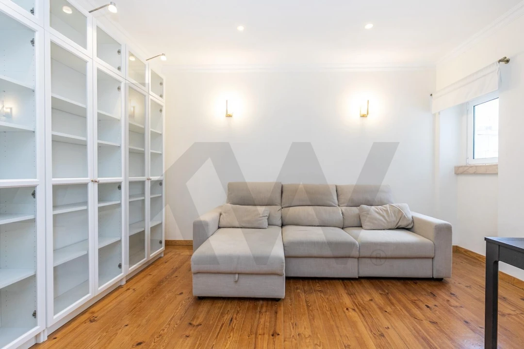 Apartamento T2 para Arrendamento em Lumiar Foto 3