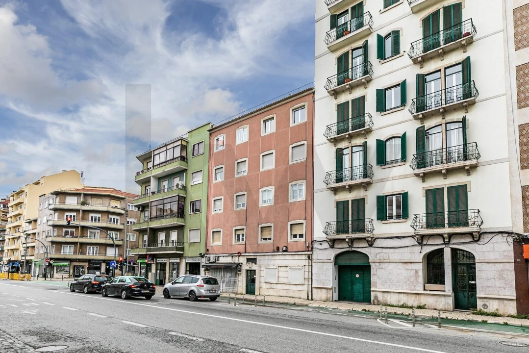 Apartamento T2 para Arrendamento em Lumiar Foto 15