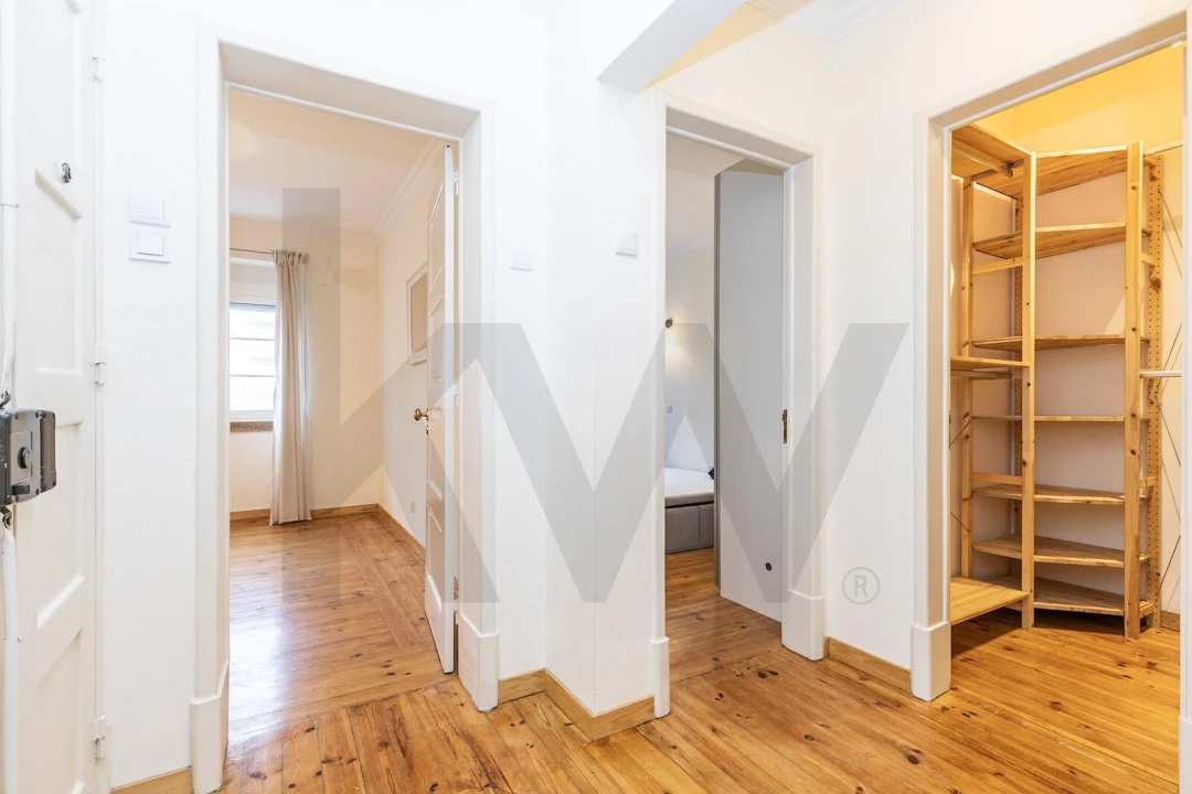 Apartamento T2 para Arrendamento em Lumiar Foto 5