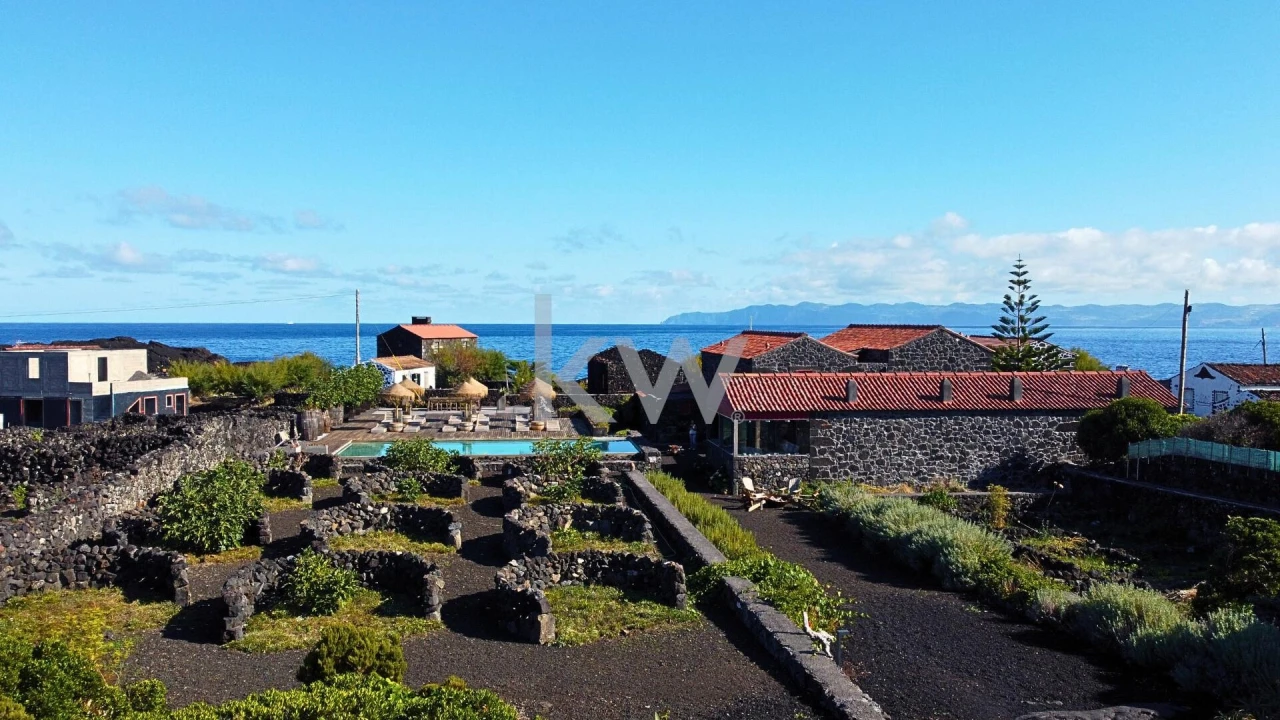 Moradia T6 para Venda em Santa Luzia Foto 40