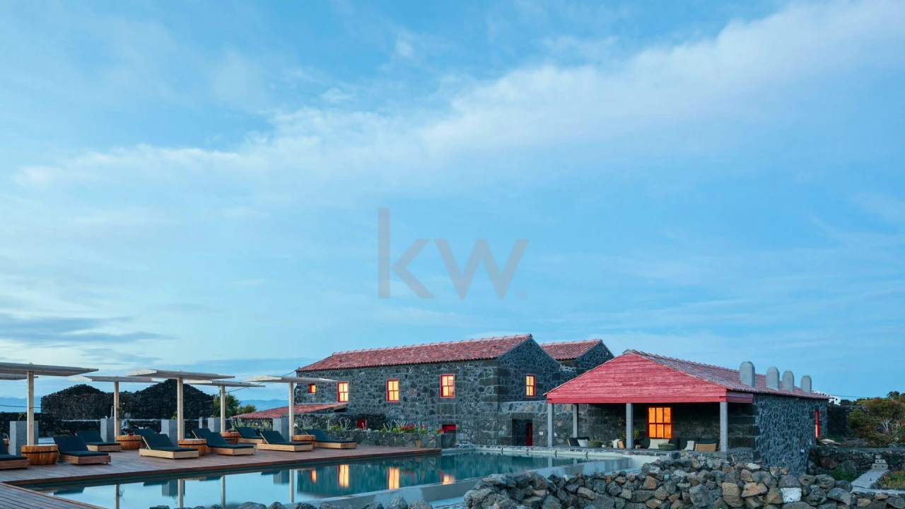 Moradia T6 para Venda em Santa Luzia Foto 35