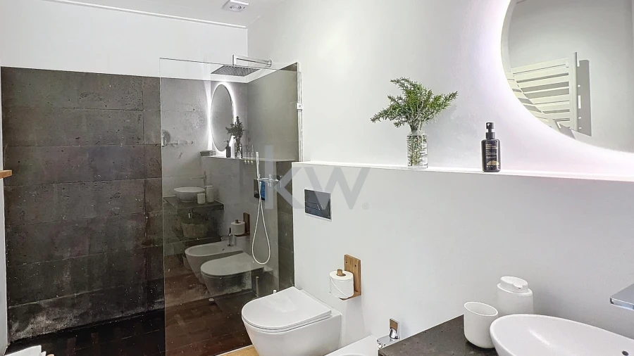 Moradia T6 para Venda em Santa Luzia Foto 13