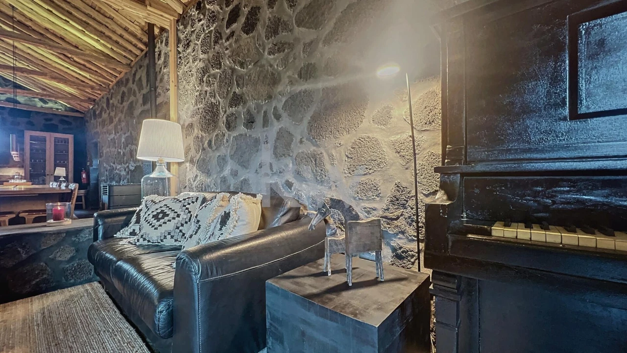 Moradia T6 para Venda em Santa Luzia Foto 3