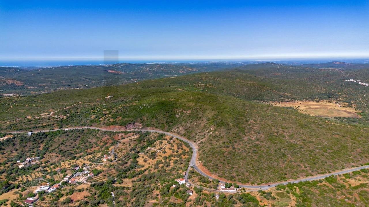 Terreno para Venda em Salir Foto 17