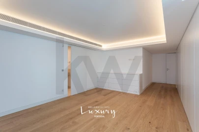 Apartamento T4 para Venda em Alvalade
