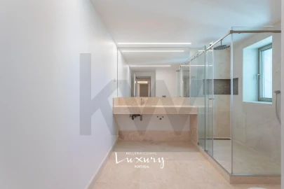 Apartamento T4 para Venda em Alvalade