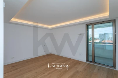 Apartamento T4 para Venda em Alvalade
