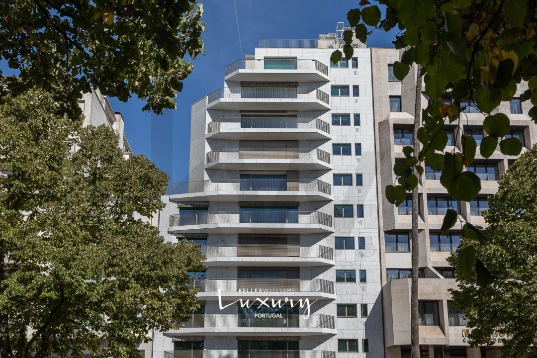 Apartamento T4 para Venda em Alvalade Foto 45