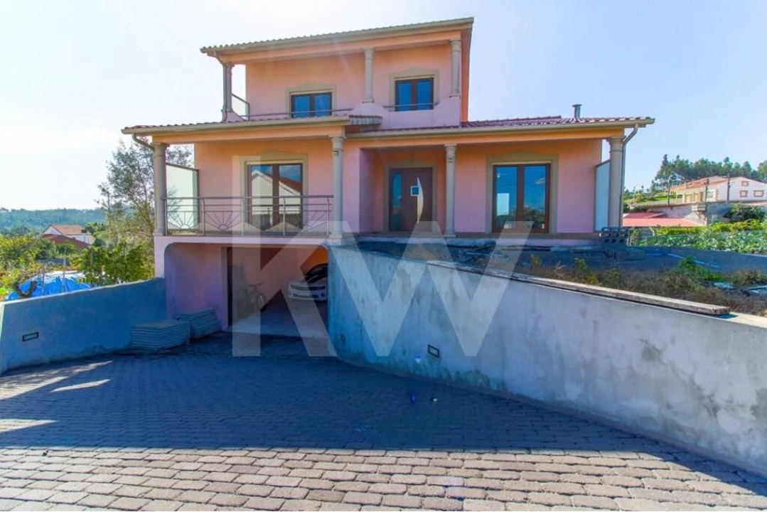 Moradia T3 para Venda em Louriçal Foto 30