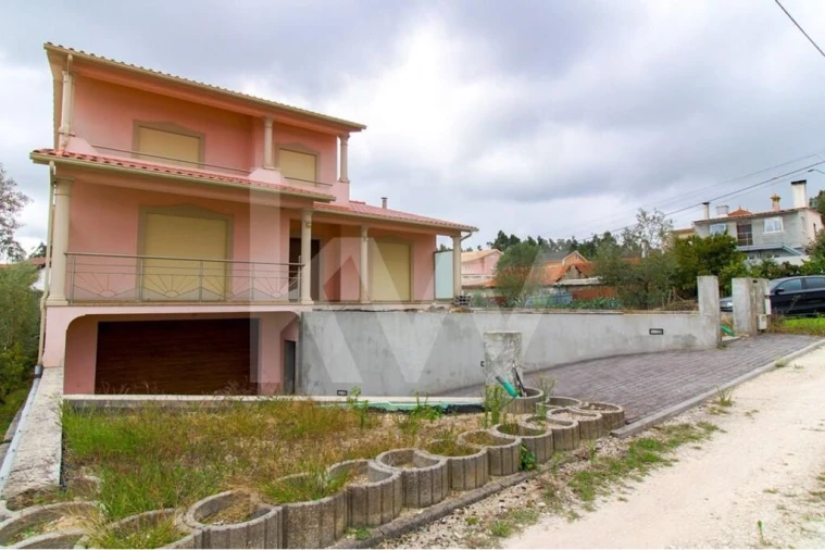 Moradia T3 para Venda em Louriçal Foto 35