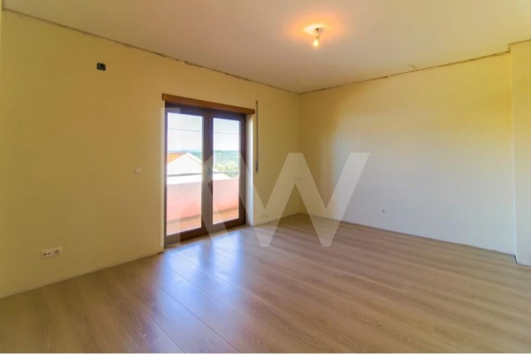 Moradia T3 para Venda em Louriçal Foto 20