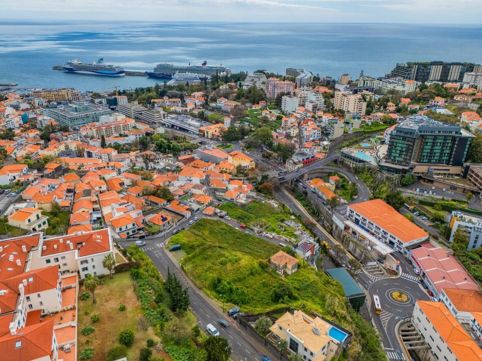 Terreno para Venda em Funchal (São Pedro) Foto 19