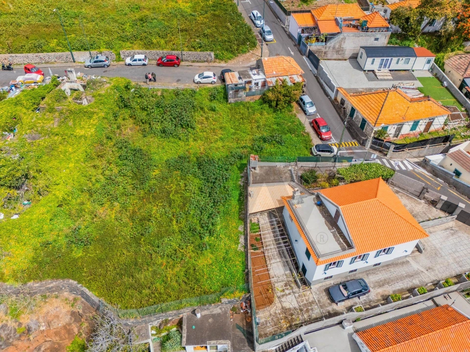 Terreno para Venda em Funchal (São Pedro) Foto 7
