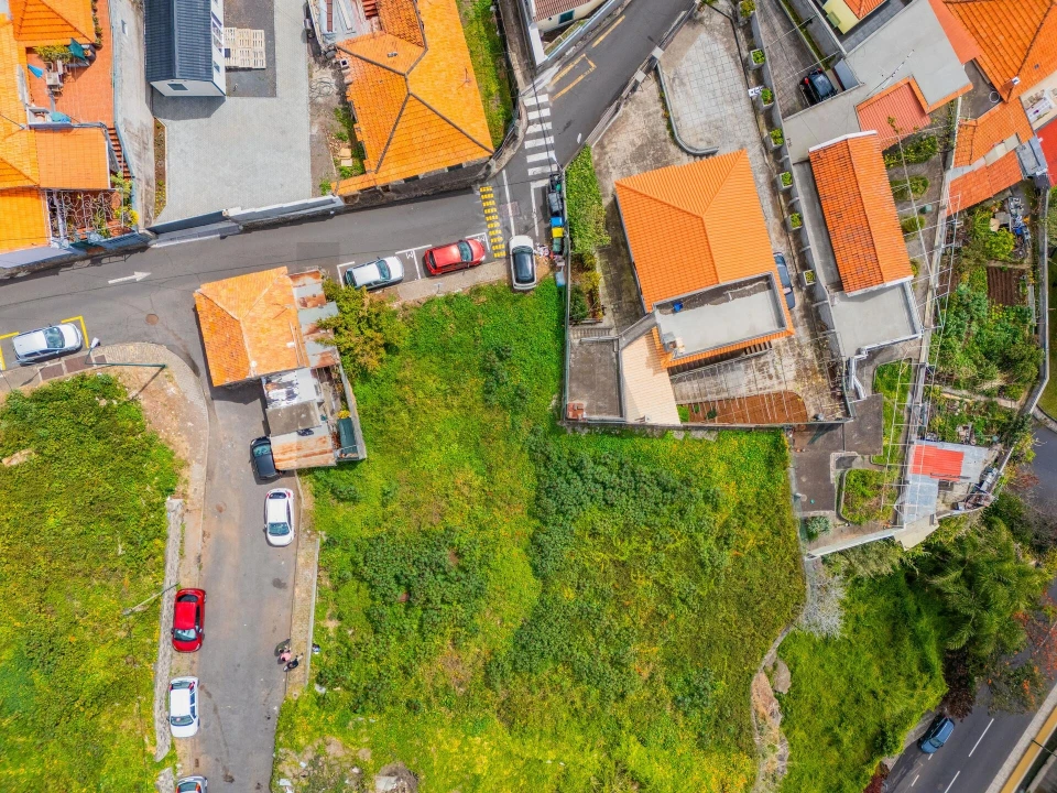 Terreno para Venda em Funchal (São Pedro) Foto 2