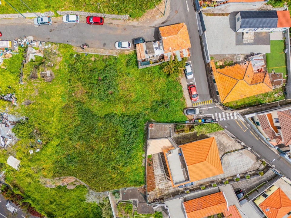 Terreno para Venda em Funchal (São Pedro) Foto 6