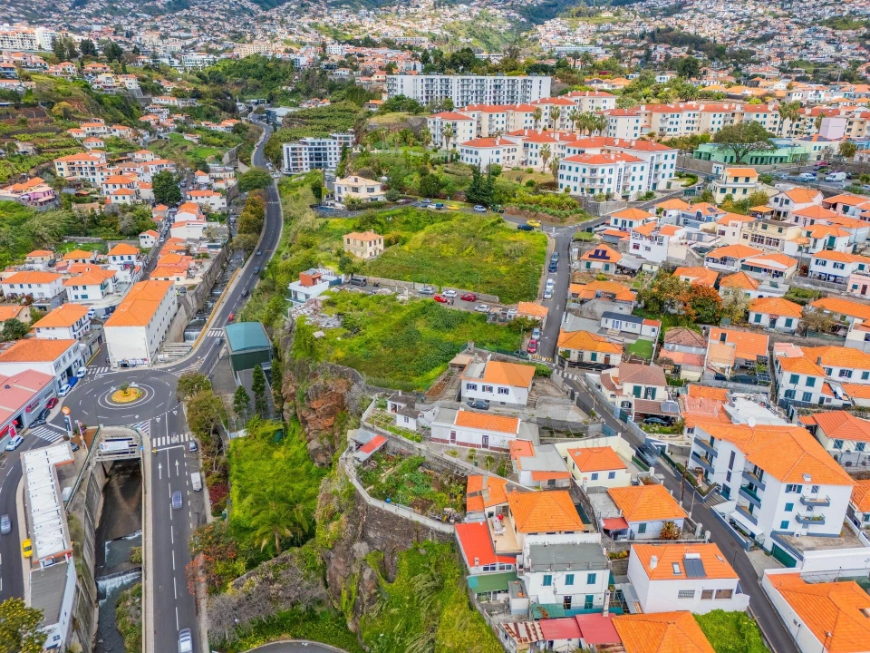 Terreno para Venda em Funchal (São Pedro) Foto 14