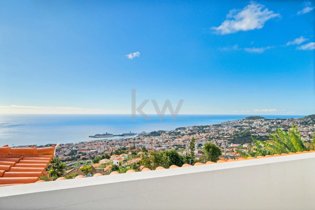 Moradia T9 para Venda em Monte Foto 95