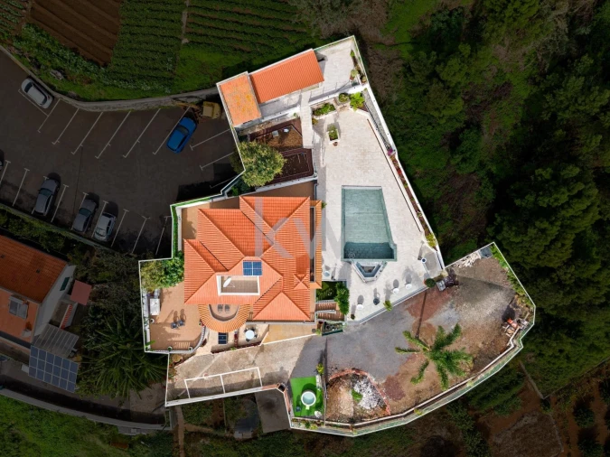 Moradia T9 para Venda em Monte Foto 3