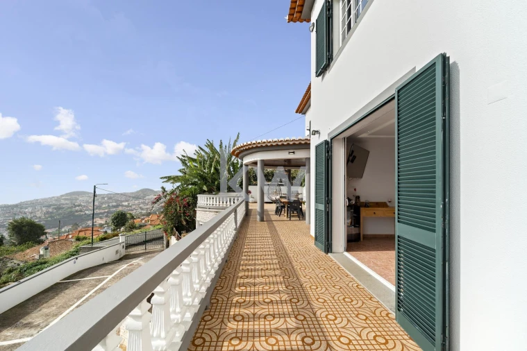 Moradia T9 para Venda em Monte Foto 54